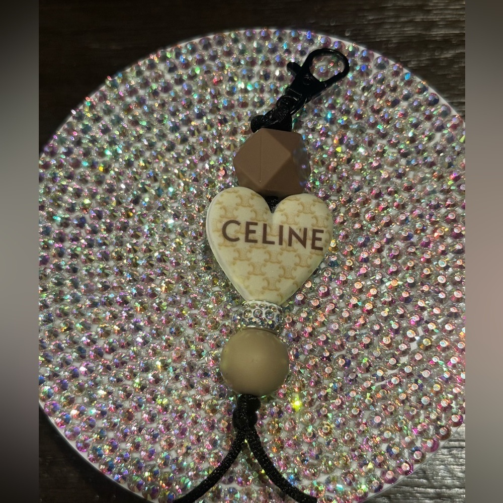 Beige and Brown Heart Keychain - Picture 2 of 2